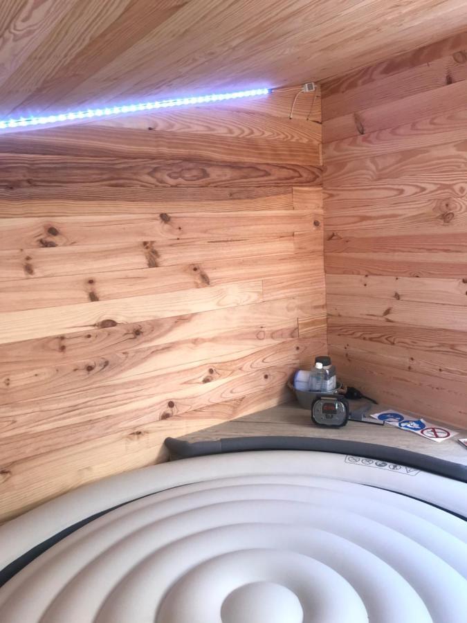 Gite Du Serre De Boudre Climatise, Spa Permanent Buisson Bagian luar foto